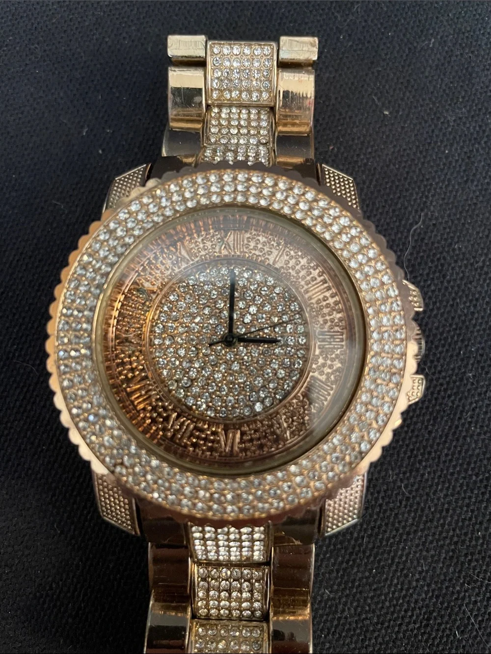 Men's Gold Tone Crystal Accent Bracelet Watch New Battery